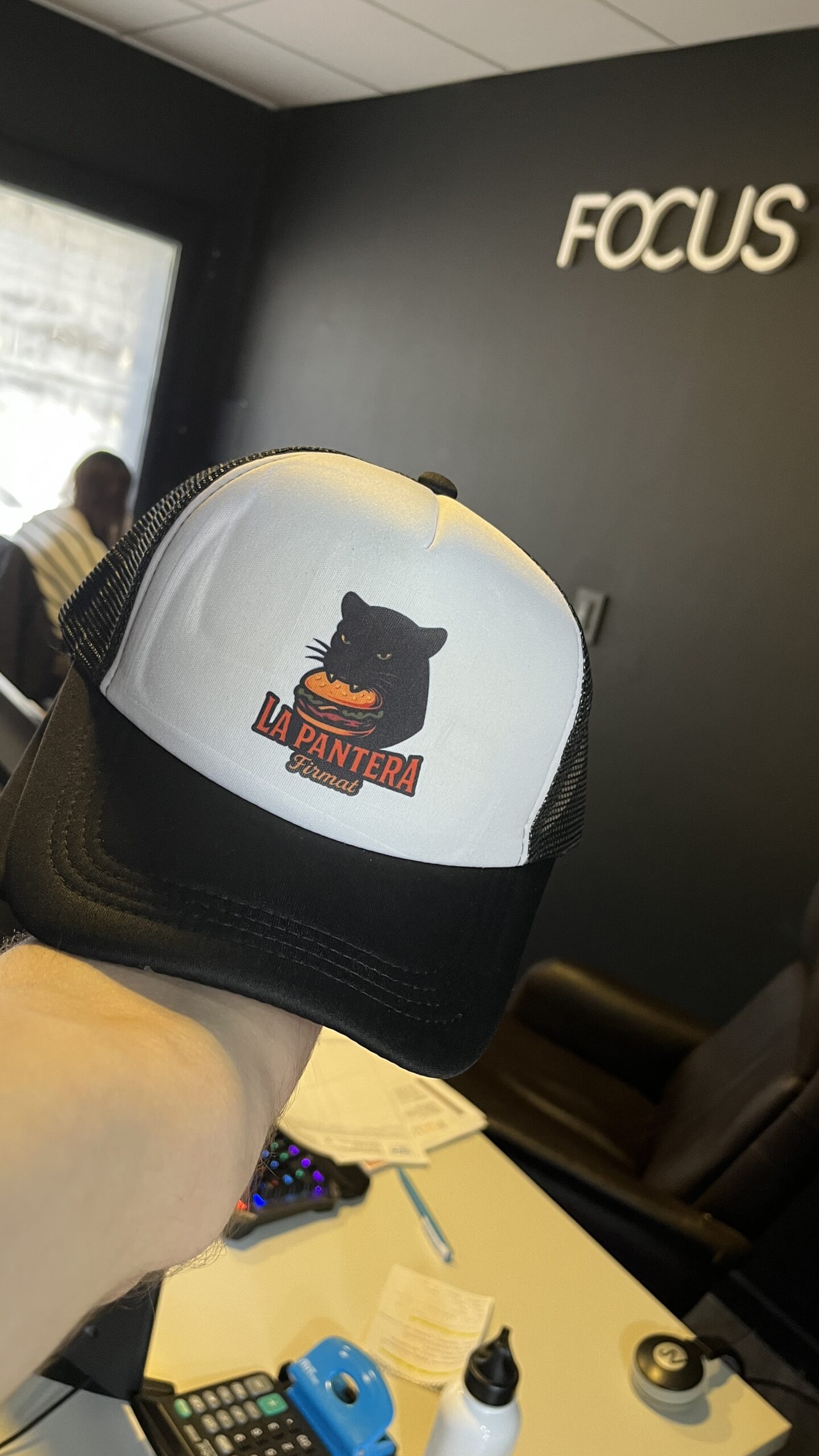 Gorra Trucker - Image 4